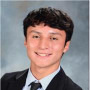 Profesor de inglés con un nivel de inglés avanzado buscando enseñar a peques con un nivel principiante